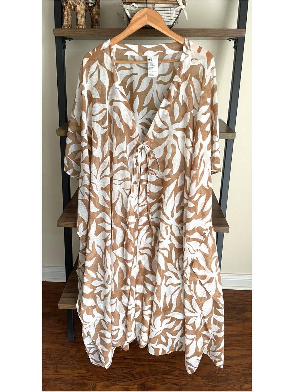 Women's White & Tan Printed Kaftan with Tie Shark-tooth Hem, OS
